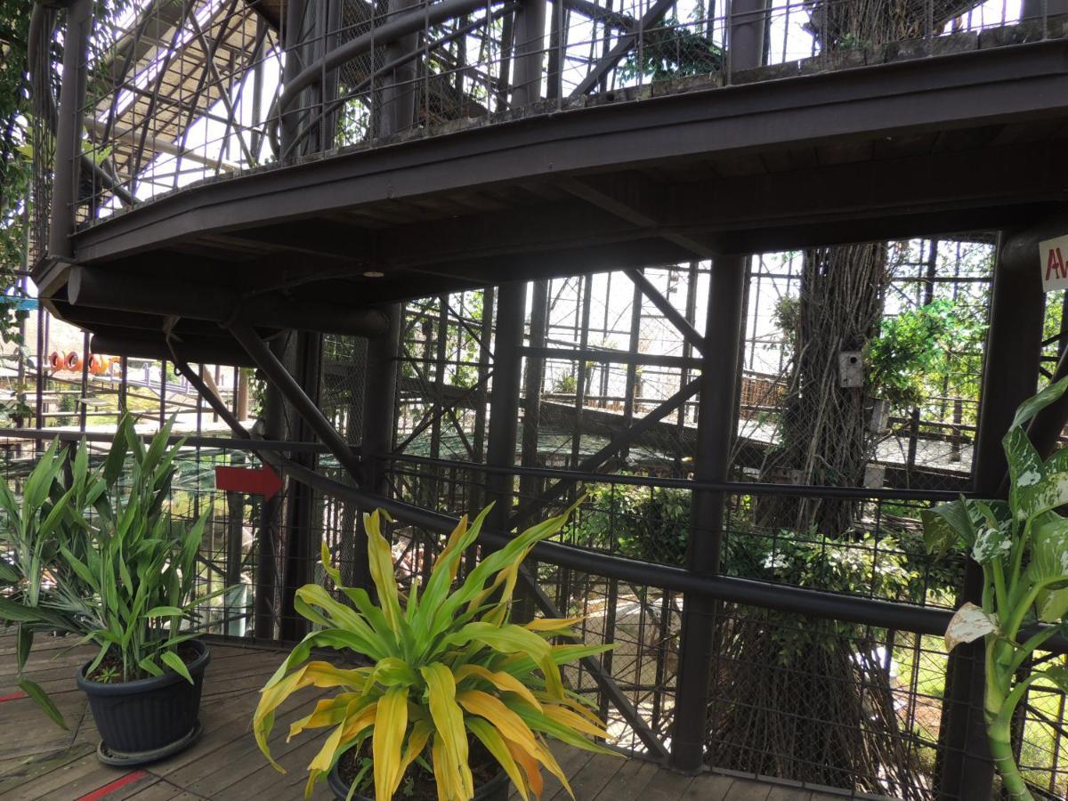 Hotel Semilir Glamping Semarang Exterior foto